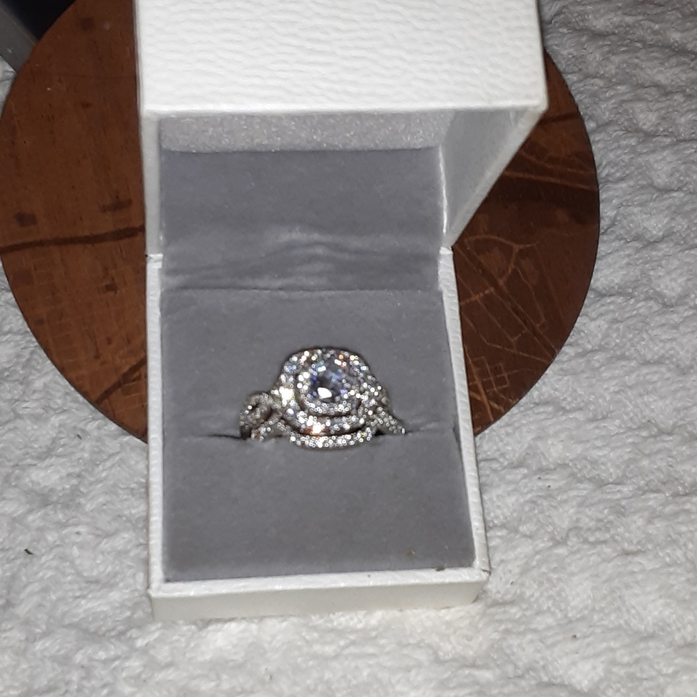 Cubic zirconium ring sterling silver